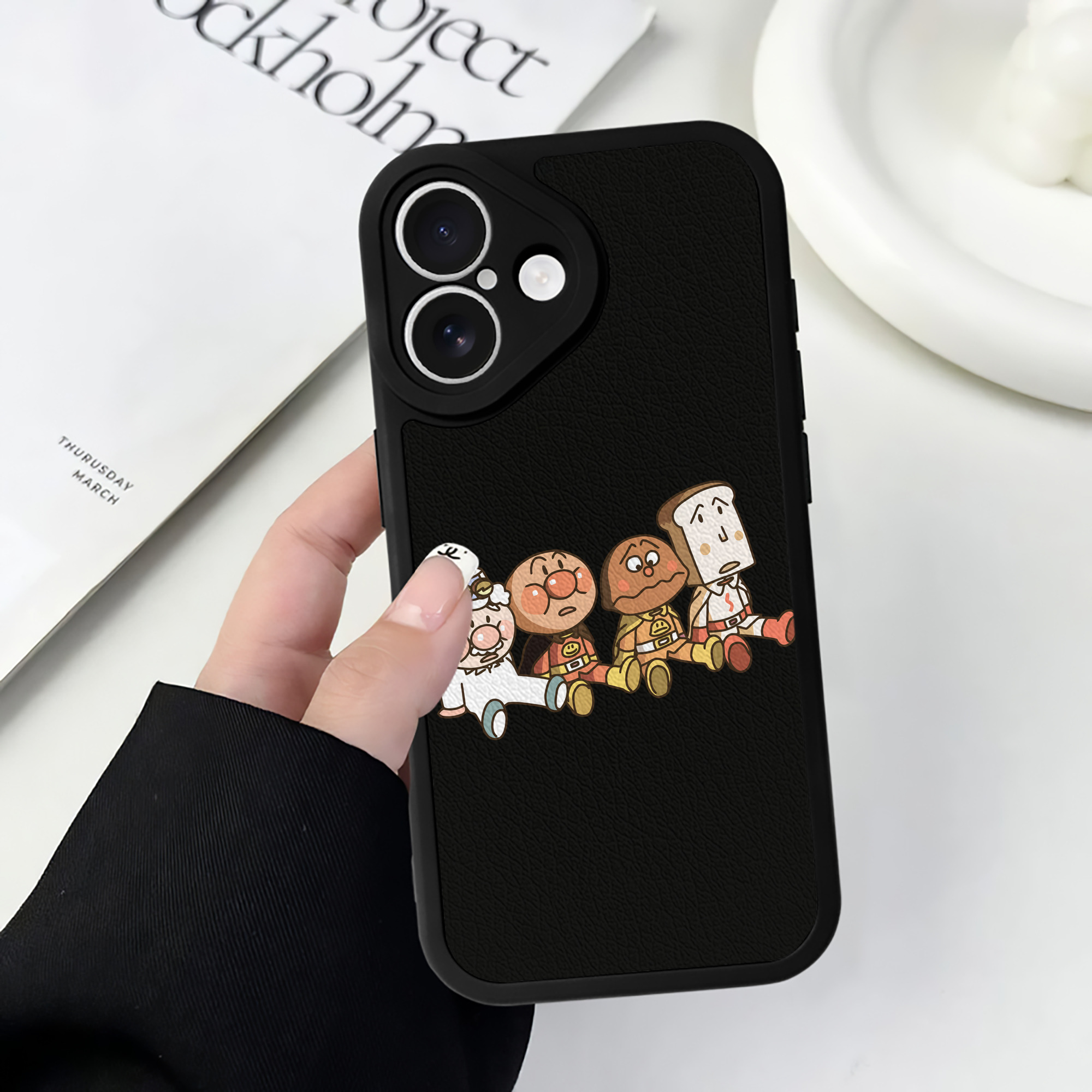 （画像用） アンパンマン Anpanman 【iPhone 16シリーズ対応】シリコンスマホケース（レザー調） 材質：シリコン